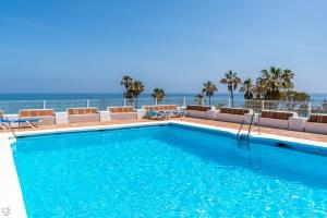 Fotografie z fotogalerie ubytování Studio on the beach, with pool, bar and tennis v destinaci Sitio de Calahonda