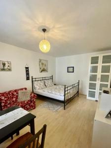 Кровать или кровати в номере Grazer Spatz