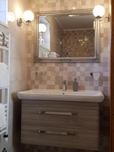 Galeriebild der Unterkunft Holiday Home Trsteno in Trsteno