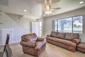 Gallery image of Comfy Bakersfield Townhome - Fire Pit and Patio in Bakersfield