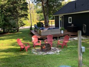 Gallery image of Lake Huron Cottage in Red Bay
