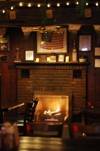 Φωτογραφία από το άλμπουμ του Jimmy OConnor's Windham Mtn Inn σε Windham
