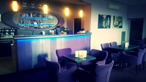 Lounge alebo bar v ubytovaní Penzión na Rožku