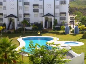 Bazén v ubytování 2091- Apt close from all amenities nebo v jeho okolí
