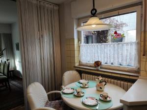 Χώρος καθιστικού στο Spacious for 5 - kitchen - House - Wifi +24 φωτογραφίες