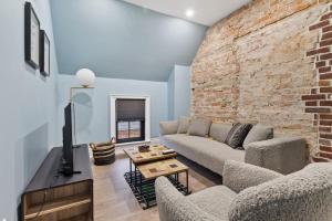 O zonă de relaxare la Luxury Contemporary Condo in Downtown Collingwood 97044