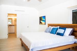 Postel nebo postele na pokoji v ubytování Casa Amaroo - Villa at Luna Beach Roatan