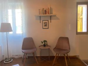 A seating area at Cozy Corfiot house