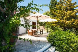 Fotografie z fotogalerie ubytování Villa Celestina, Great for Privacy and Seclusion v destinaci Chrisopigi