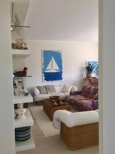 Gallery image of Appartamento signorile, luminosissima vista mare in Fregene
