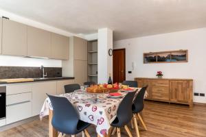 Kuchyňa alebo kuchynka v ubytovaní Condominio Lucia 7
