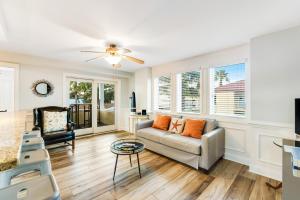 Gallery image of Berniewood in Tybee Island +29 photos