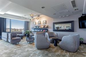 Posezení v ubytování Crowne Plaza Helsinki - Hesperia by IHG