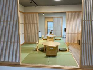 Posezení v ubytování ゲストハウス 西村サイクル（24C）