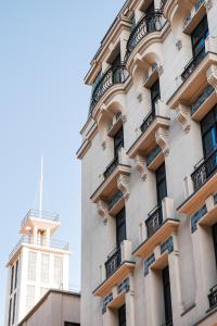 O edifício em que o hotel se localiza