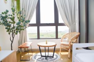 Χώρος καθιστικού στο Seabreeze Seaview Super Cosy Stay Bali Residence +35 φωτογραφίες