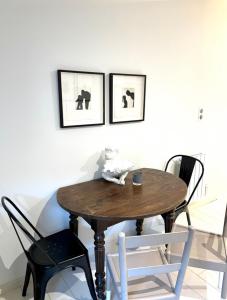 Zdjęcie z galerii obiektu Cosy Camon Bolt-Hole w mieście Camon
