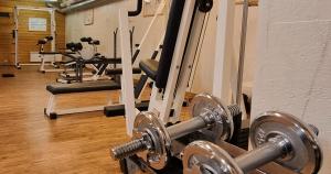 Fitness centrum a/nebo fitness zařízení v ubytování Storstua omsorgs- og konferansesenter