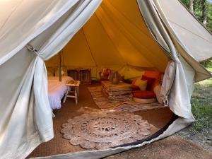 Posezení v ubytování Camping Les Portes de Sancerre