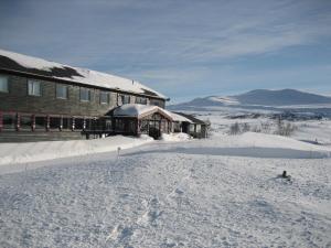 Høvringen Fjellstue during the winter