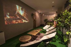 Posezení v ubytování Glamping Tokyo Asakusa