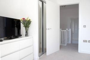 TV a/nebo společenská místnost v ubytování East Central London - Sleeps 6 - Pet Friendly