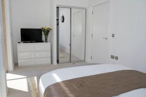Postel nebo postele na pokoji v ubytování East Central London - Sleeps 6 - Pet Friendly