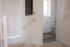 Koupelna v ubytování East Central London - Sleeps 6 - Pet Friendly + 12 fotografií