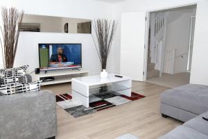 TV a/nebo společenská místnost v ubytování East Central London - Sleeps 6 - Pet Friendly