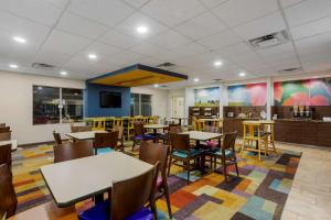 Restaurace v ubytování Comfort Inn & Suites Mt Laurel-Philadelphia