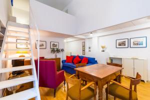 Area soggiorno di Grifeo - Quiet and Relaxing Flat on Panoramic Route