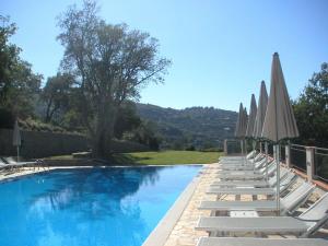 Swimmingpoolen hos eller tæt på Residence Galati