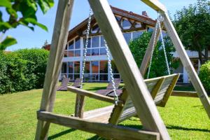 Herní místnost nebo prostor pro děti v ubytování Landhaus Grobert