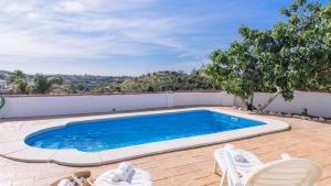 Bazén v ubytovaní Casa Vistalegre Mijas by Ruralidays alebo v jeho blízkosti