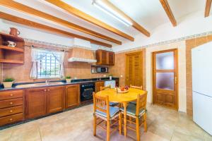 Kuchyňa alebo kuchynka v ubytovaní Ideal Property Mallorca - Moli