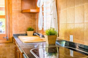 Kuchyňa alebo kuchynka v ubytovaní Ideal Property Mallorca - Moli