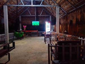 Restorāns vai citas vietas, kur ieturēt maltīti, naktsmītnē Ninh Binh Bungalow Homestay