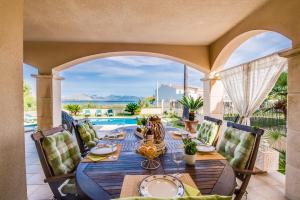 The swimming pool at or close to Ideal Property Mallorca - Didi