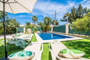 Bazén v ubytovaní Ideal Property Mallorca - Villa Jardi alebo v jeho blízkosti
