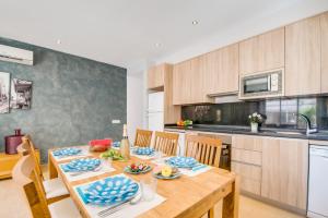 Kuchyň nebo kuchyňský kout v ubytování Ideal Property Mallorca - Bosset Platja