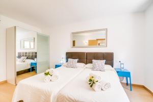 Postel nebo postele na pokoji v ubytování Ideal Property Mallorca - Bosset Platja