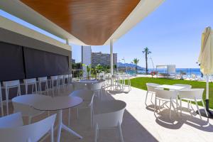 Restauracja lub miejsce do jedzenia w obiekcie SUNSET CLIFFS sunny apARTs