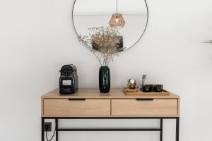 Zdjęcie z galerii obiektu Modern Apartment - 2 Bedrooms, Beachside - Puerto Banús w Marbelli