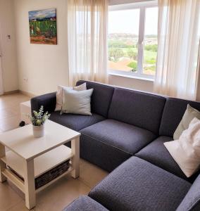 พื้นที่นั่งเล่นของ Seaview 2 Bedroom - apt40 - Blue Bay Curacao