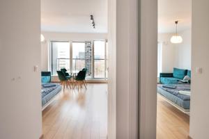 Posedenie v ubytovaní Golden apartmentsIsok15I2