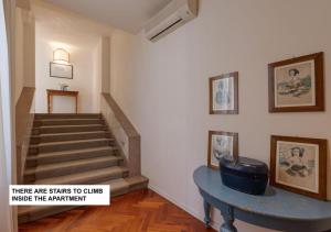 Kép Seta spacious apartment next to the Duomo szállásáról Firenzében a galériában Még 35 kép