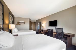 Postel nebo postele na pokoji v ubytování Americas Best Value Inn Sparks