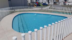 Bazén v ubytování Departamento La Serena nebo v jeho okolí