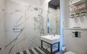 Koupelna v ubytování Hotel67