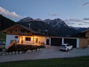 Výhľad na hory alebo výhľad na hory priamo z apartmánu